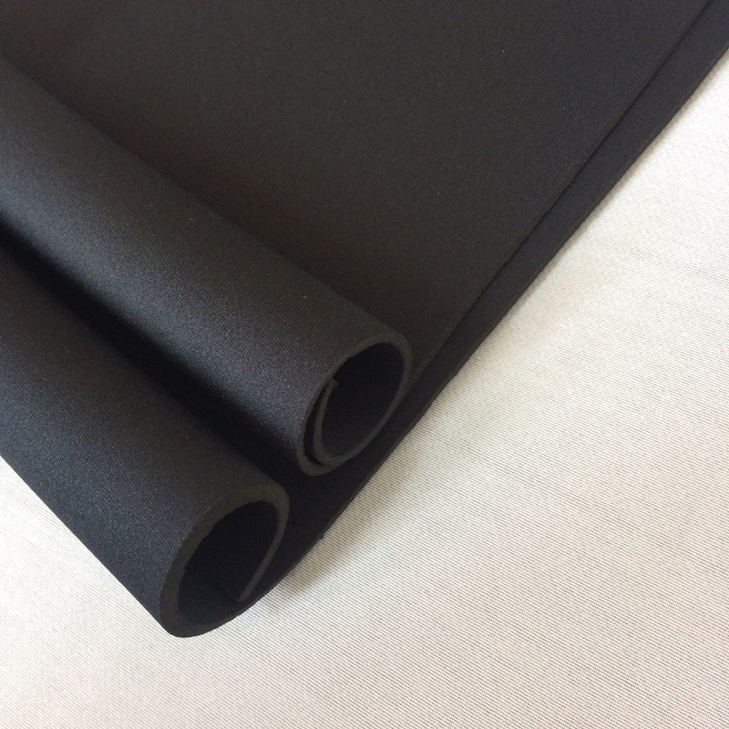 Twin Needle Stretch - Materiale per Immersioni in Neoprene Gomma