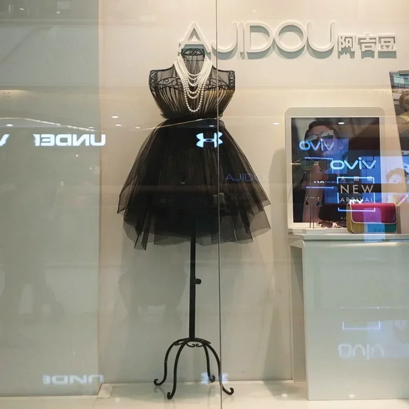 Manichino Femminile in Metallo - Dress Form Mannequin recensione e prezzo